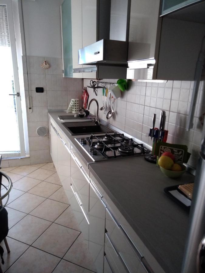 Appartamento Con Terrazzo A 고르곤촐라 외부 사진