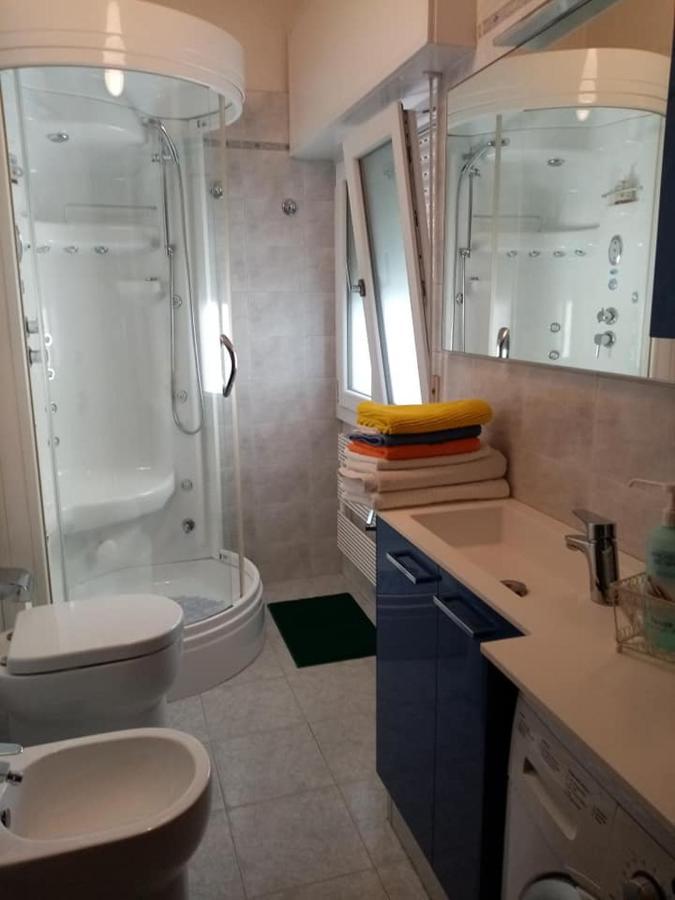 Appartamento Con Terrazzo A 고르곤촐라 외부 사진