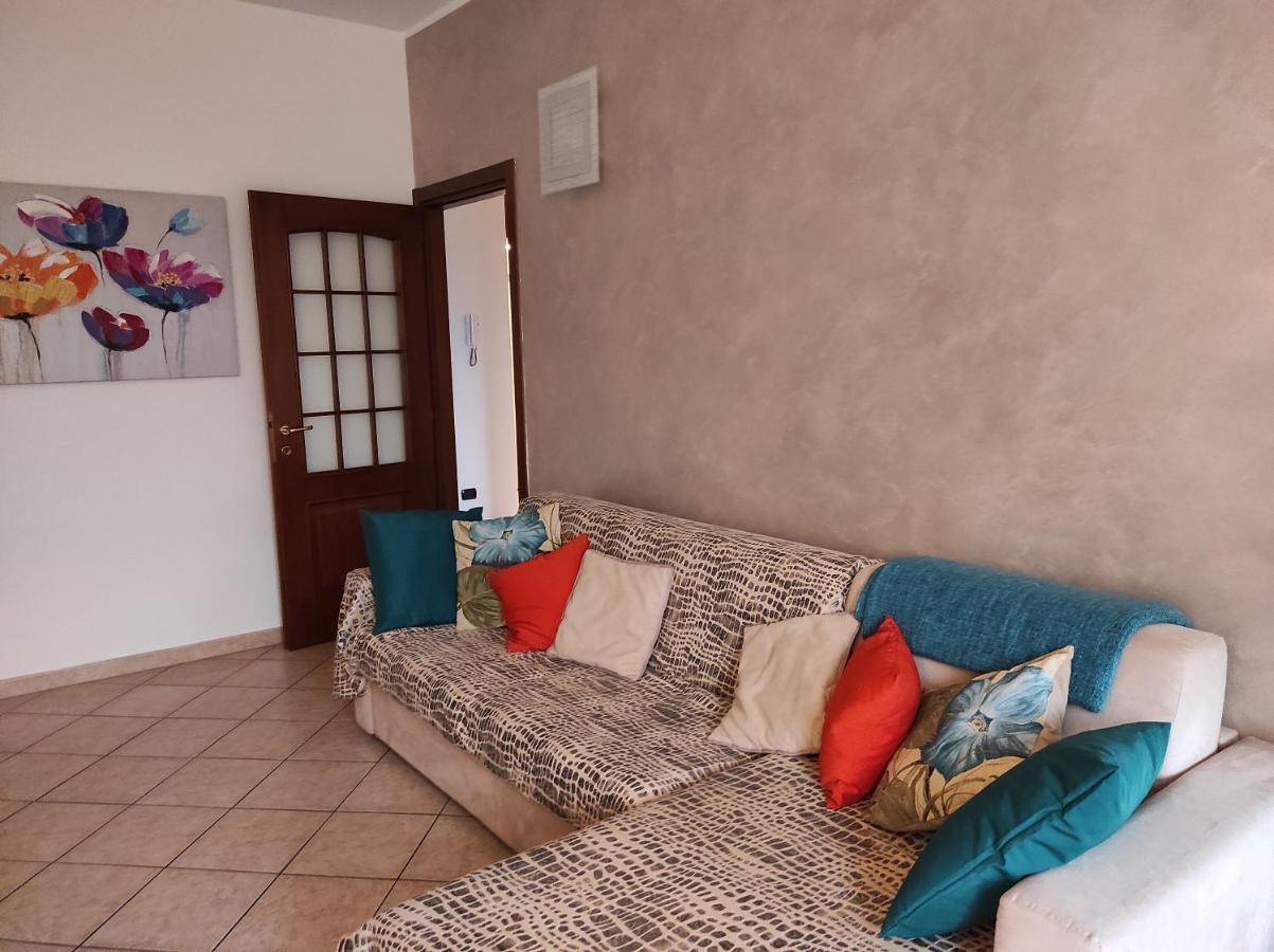 Appartamento Con Terrazzo A 고르곤촐라 외부 사진
