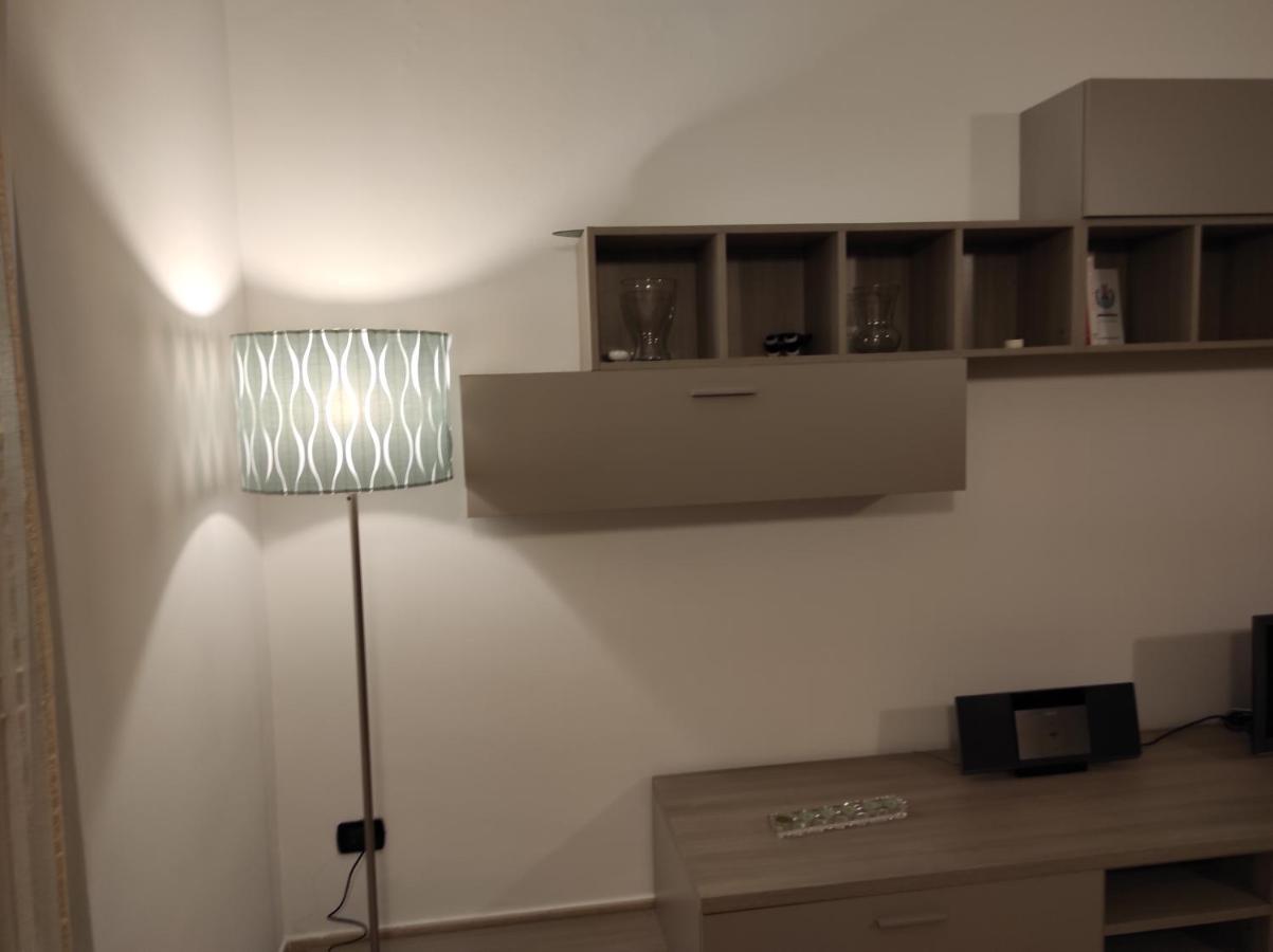 Appartamento Con Terrazzo A 고르곤촐라 외부 사진